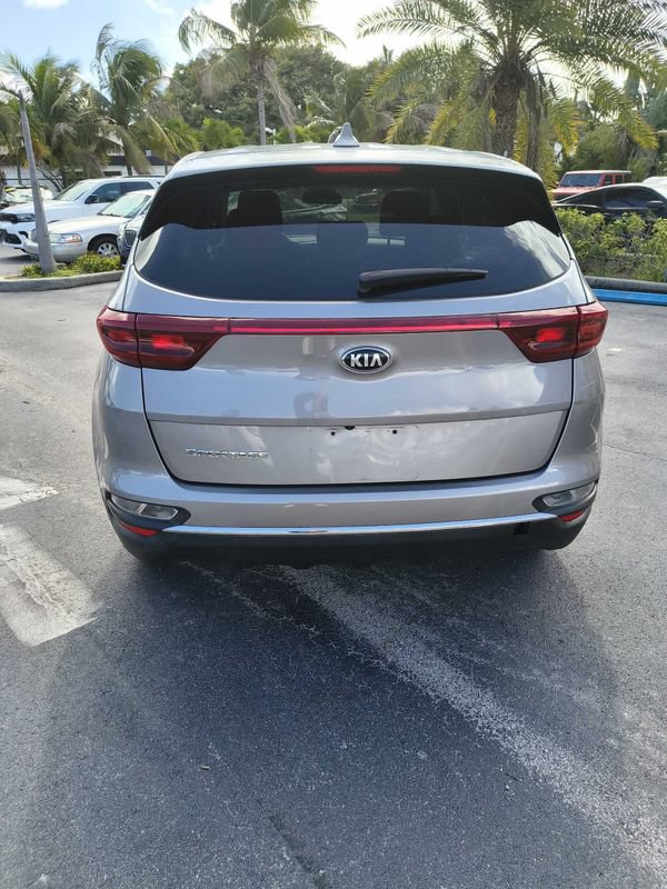 Used 2022 Kia Sportage LX AWD/4WD image 4