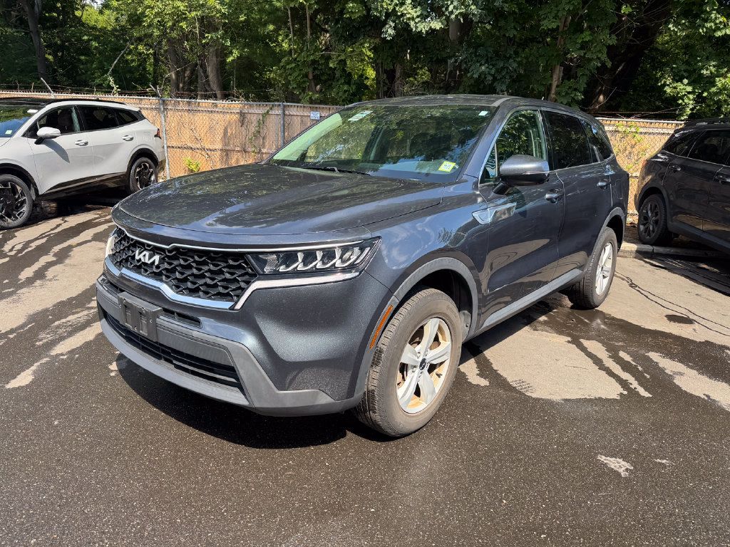 Used 2022 Kia Sorento LX AWD/4WD image 7