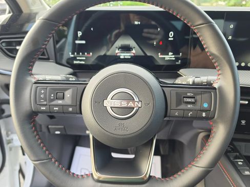 Used 2026 Nissan Kicks SR w/ Cold Weather Package AWD/4WD image 16