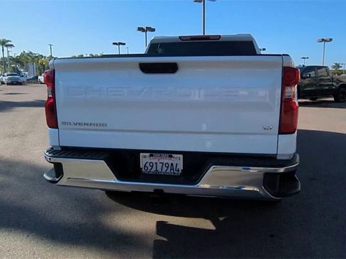 Used 2025 Chevrolet Silverado 1500 LT image 7