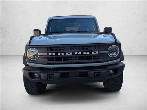 Used 2022 Ford Bronco Black Diamond w/ Sasquatch Package image 2