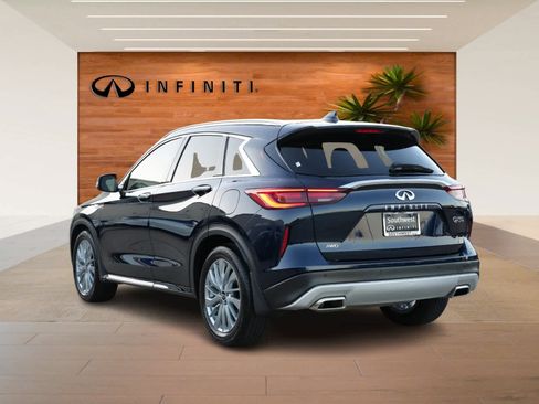 Certified 2025 INFINITI QX50 Luxe w/ Cargo Package image 5