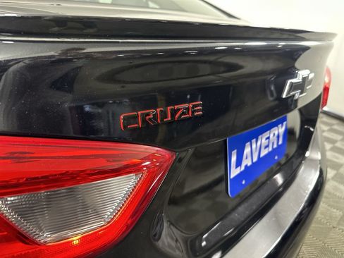 Used 2017 Chevrolet Cruze LT w/ Sun And Sound Package FWD image 35