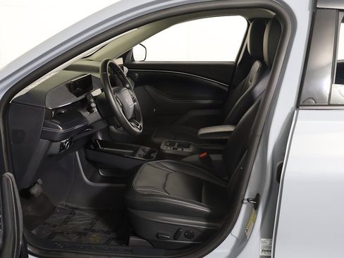 Used 2025 Ford Mustang Mach-E Premium image 28