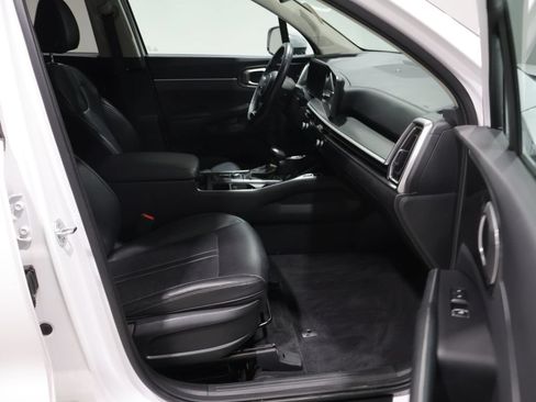 Used 2024 Kia Sorento S AWD/4WD image 22