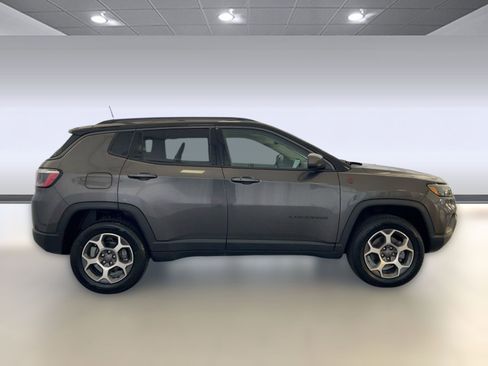 Used 2022 Jeep Compass Trailhawk w/ Trailhawk Convenience Group image 8