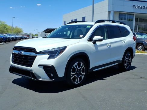 Certified 2023 Subaru Ascent Limited AWD/4WD image 7