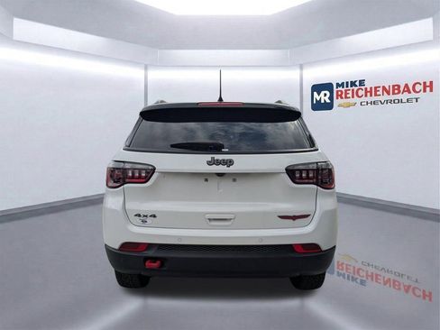 Used 2024 Jeep Compass Trailhawk image 5