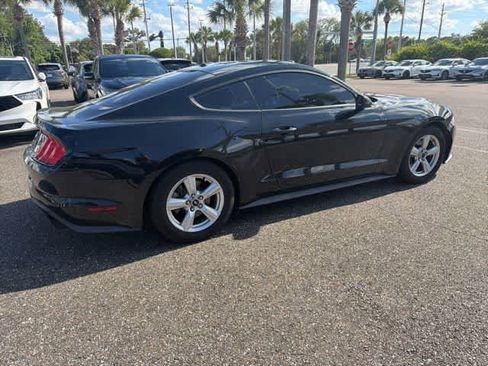 Used 2019 Ford Mustang Coupe RWD image 11