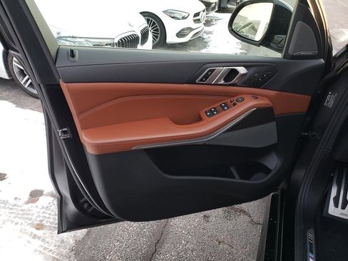 Used 2021 BMW X5 M50i w/ Executive Package image 10