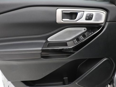 Used 2024 Ford Explorer ST w/ Technology Package image 13