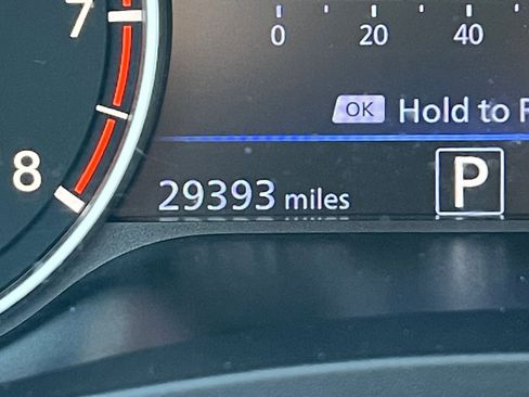 Used 2025 Nissan Altima 2.5 SV image 41