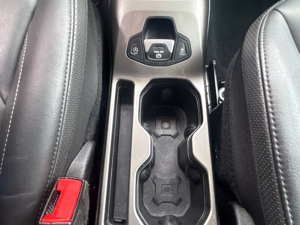 Used 2020 Jeep Renegade Limited w/ UConnect 8.4 Nav Group AWD/4WD image 45