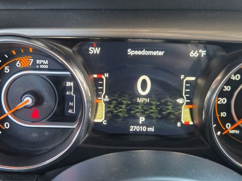 Used 2023 Jeep Wrangler Unlimited Sahara w/ LED Lighting Group AWD/4WD image 29