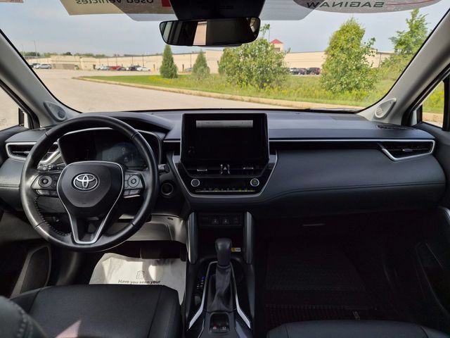 Used 2023 Toyota Corolla Cross XLE w/ Convenience Package AWD/4WD image 33
