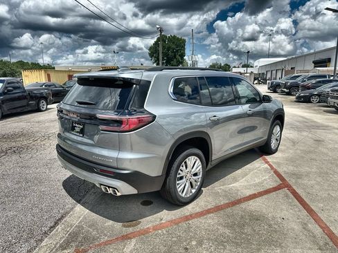 New 2026 GMC Acadia Elevation w/ Elevation Premium Package FWD image 11