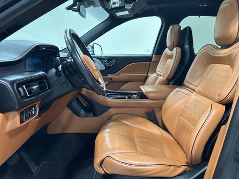 Certified 2021 Lincoln Aviator Black Label w/ Dynamic Handling Package image 9