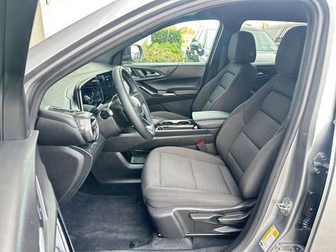 Used 2025 Chevrolet Equinox LT image 27