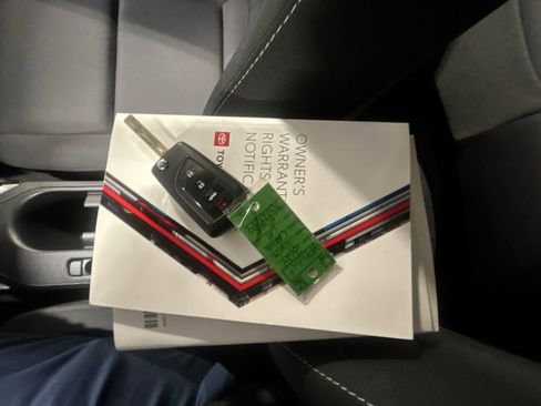 Used 2024 Toyota Corolla LE image 26