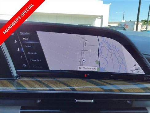 Used 2021 Cadillac Escalade Premium Luxury Platinum image 16