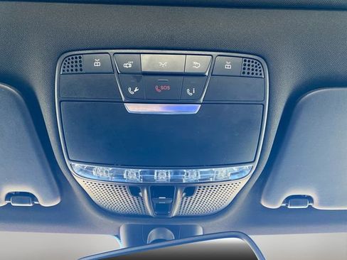 Used 2018 Mercedes-Benz C 300 Sedan w/ Parking Assist Package image 28