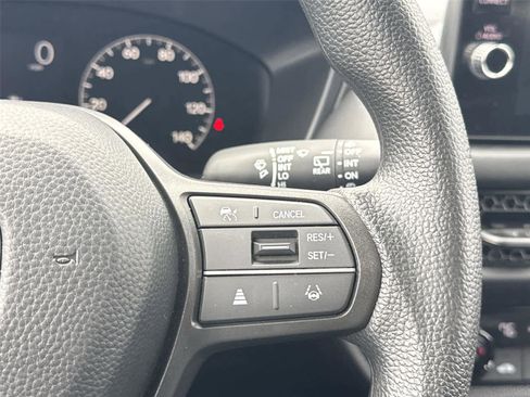Used 2026 Honda HR-V LX image 18