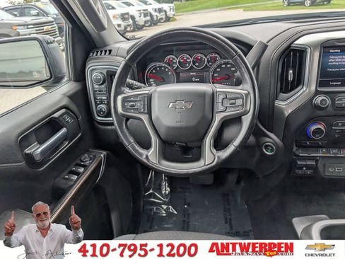 Certified 2021 Chevrolet Silverado 1500 RST image 17