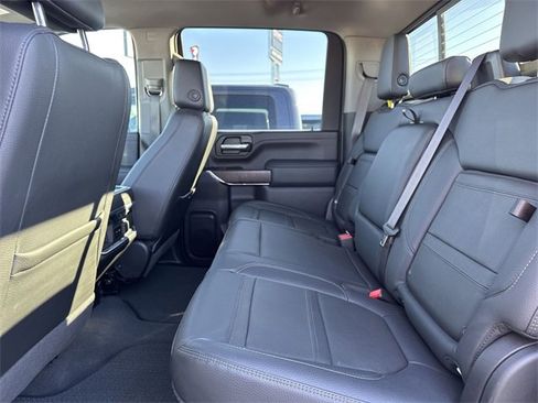 Used 2023 GMC Sierra 2500 Denali w/ Denali Ultimate Package image 9