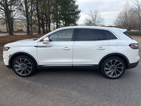 Used 2022 Lincoln Nautilus Reserve w/ Equipment Group 201A image 3