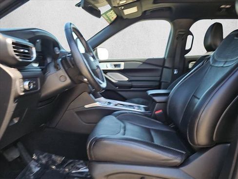 Used 2020 Ford Explorer ST w/ Premium Technology Package AWD/4WD image 17