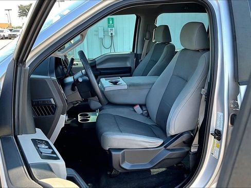Used 2017 Ford F150 XL w/ Equipment Group 101A Mid AWD/4WD image 30