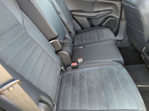 Used 2024 Mitsubishi Outlander SE image 14