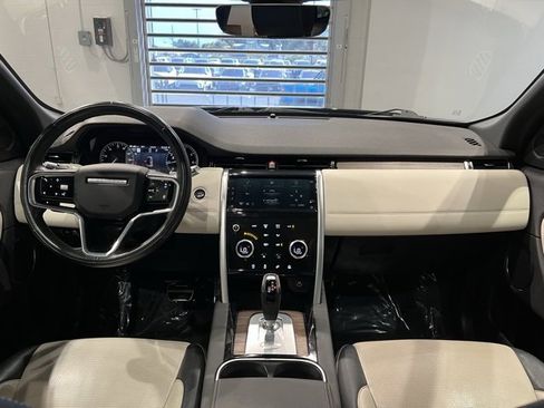 Used 2022 Land Rover Discovery Sport S R-Dynamic image 31