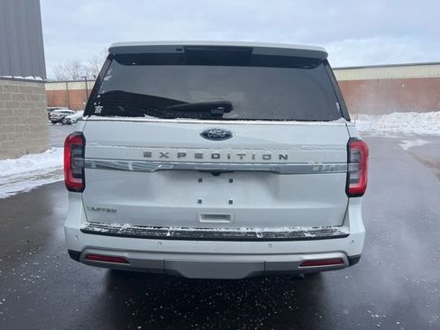 Used 2023 Ford Expedition Limited image 6