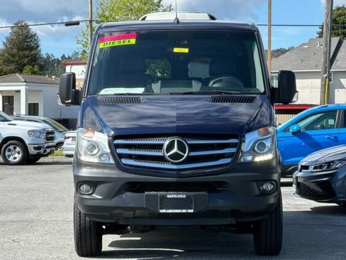 Used 2016 Mercedes-Benz Sprinter 2500 image 9