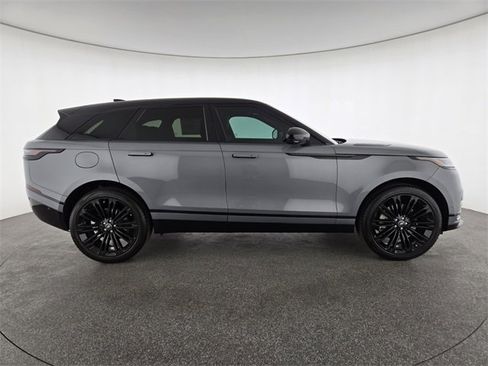 New 2026 Land Rover Range Rover Velar Dynamic SE image 29