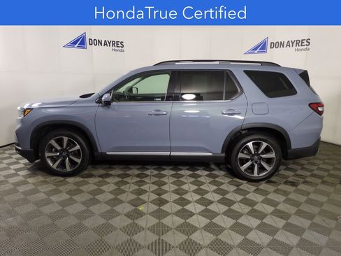 Certified 2024 Honda Pilot Elite image 2