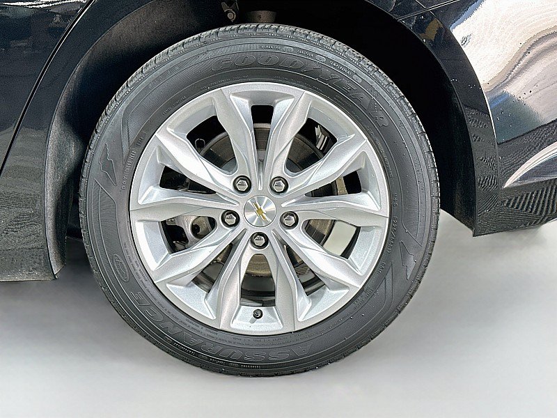 Used 2025 Chevrolet Malibu LT FWD image 30