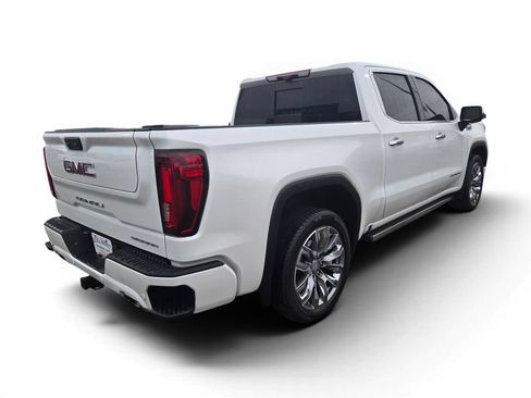 Used 2024 GMC Sierra 1500 Denali AWD/4WD image 4