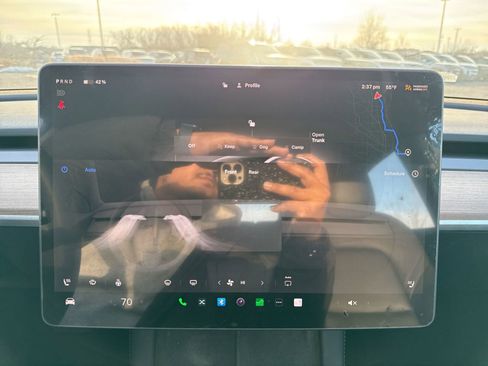 Used 2022 Tesla Model 3 image 16