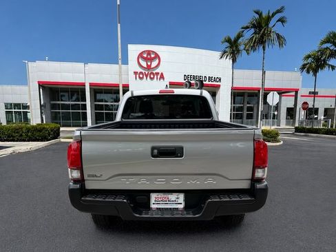 Used 2020 Toyota Tacoma SR RWD image 6
