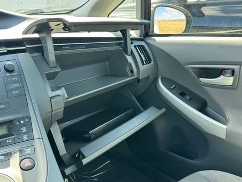 Used 2011 Toyota Prius Two image 13