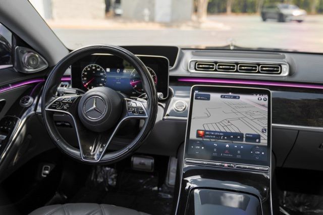Used 2021 Mercedes-Benz Maybach S 580 4MATIC image 26