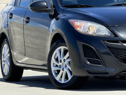Used 2011 MAZDA MAZDA3 i Touring image 2