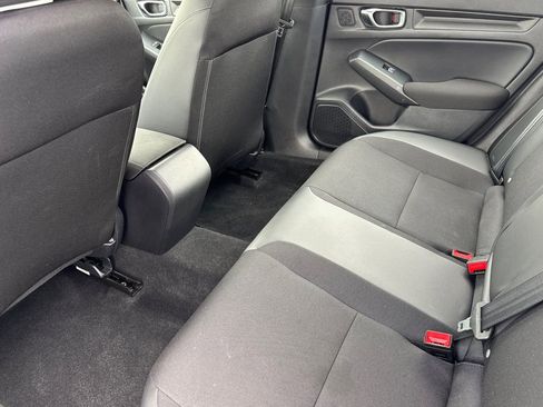 Used 2025 Honda Civic Sport image 4