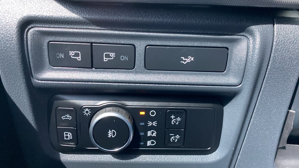 Used 2024 Ford F150 Lariat AWD/4WD image 35