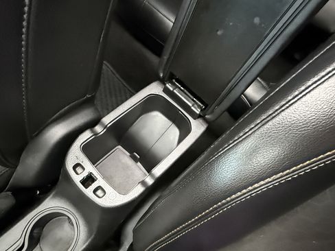 Used 2020 Jeep Compass Latitude FWD image 18