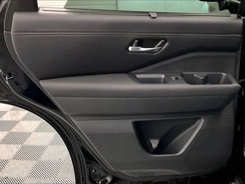 New 2025 Nissan Pathfinder Platinum w/ Lighting Package (N93) image 96