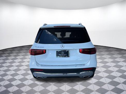 Used 2026 Mercedes-Benz GLB 250 image 10