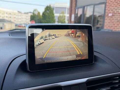 Used 2016 MAZDA MAZDA3 i Sport w/ Preferred Equipment Package FWD image 35